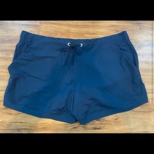 Avia Shorts